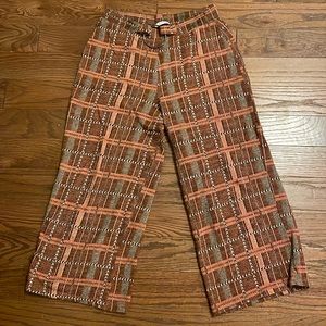 Plaid cropped pants w/ belt detail